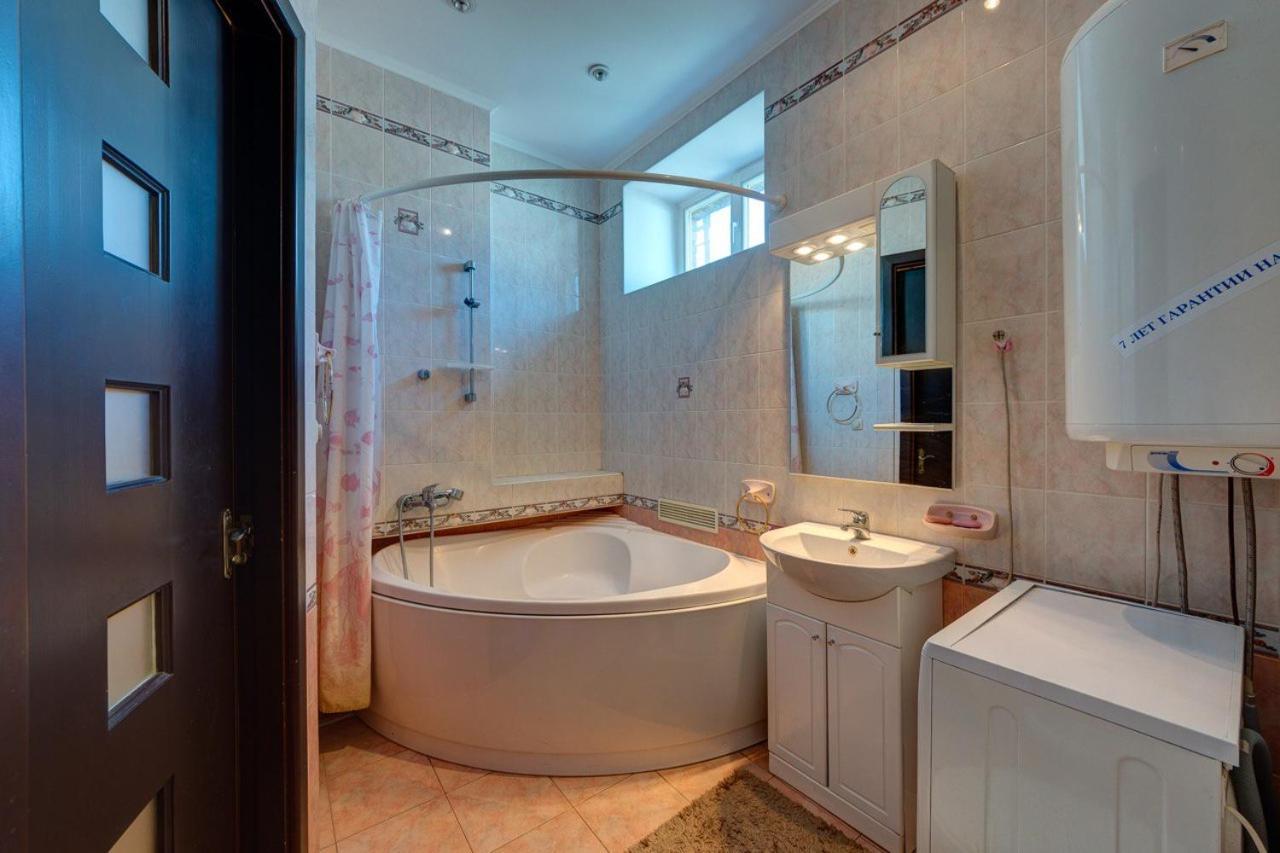 Apartments With Three Rooms On Shevchenko Blvd Kiev Eksteriør billede