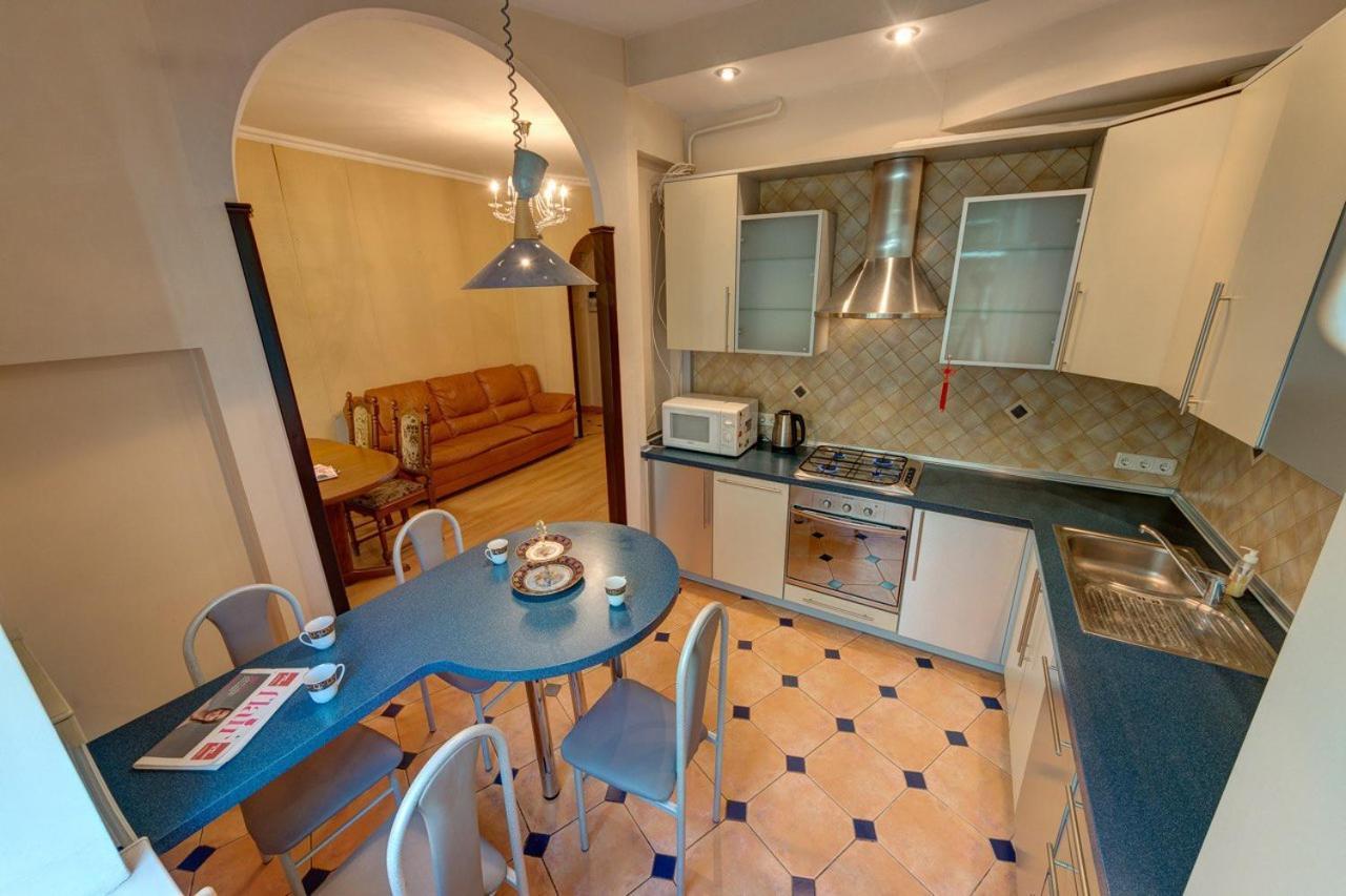 Apartments With Three Rooms On Shevchenko Blvd Kiev Eksteriør billede